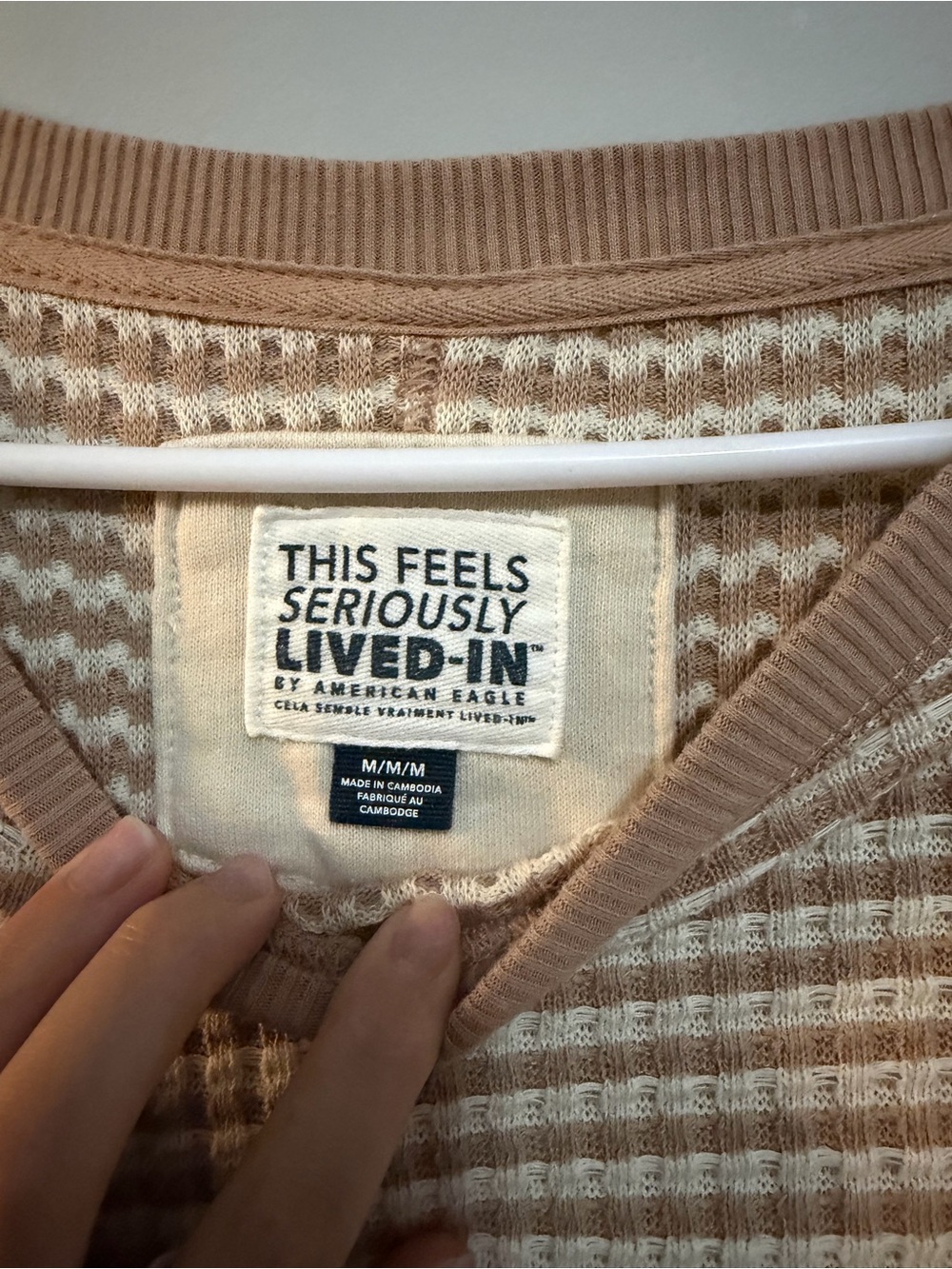 American Eagle Oversized Cozy Beige Waffle-Knit Women's Sweater - Picture 2 of 3